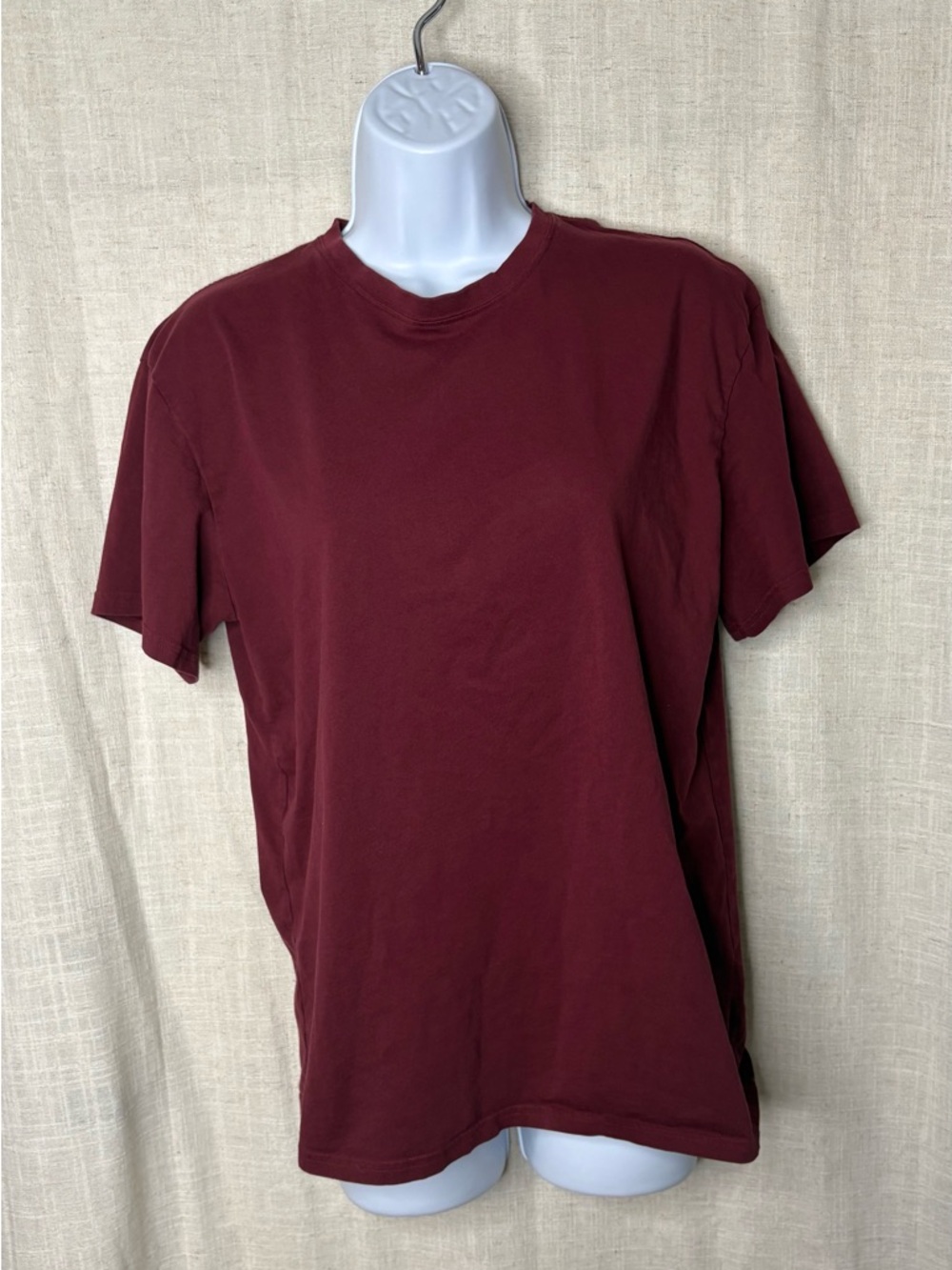 Athleta Merlot Burgundy Short Sleeve Crew Neck T-Shirt - Size Medium
